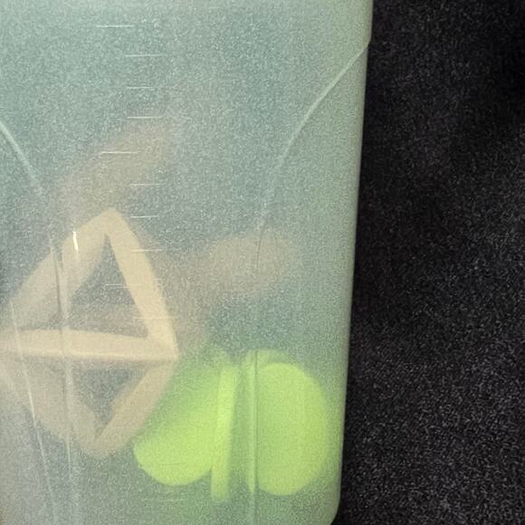 G Fuel Glow In The Dark Shaker Cup 16 oz Mixer Sport Bottle Limited Edition - Picture 13 of 15